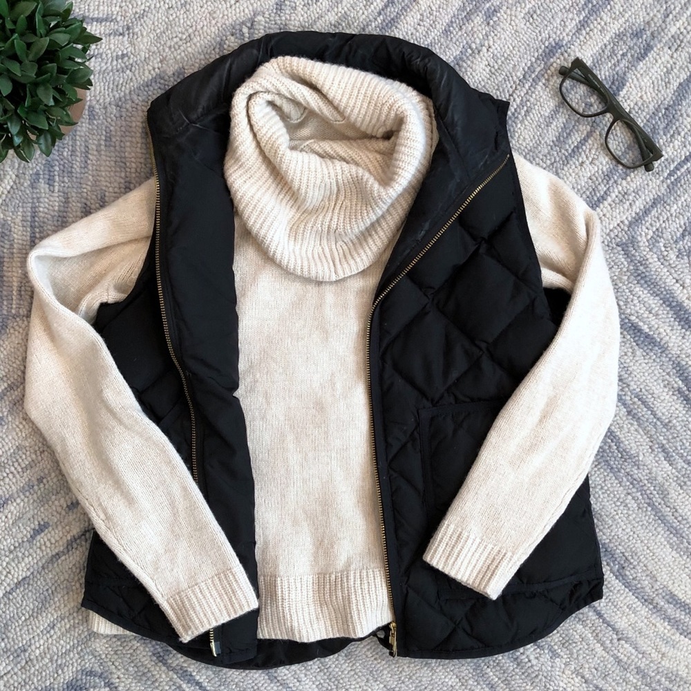 J. Crew Knit Wool Turtleneck Cream Sweater Medium
